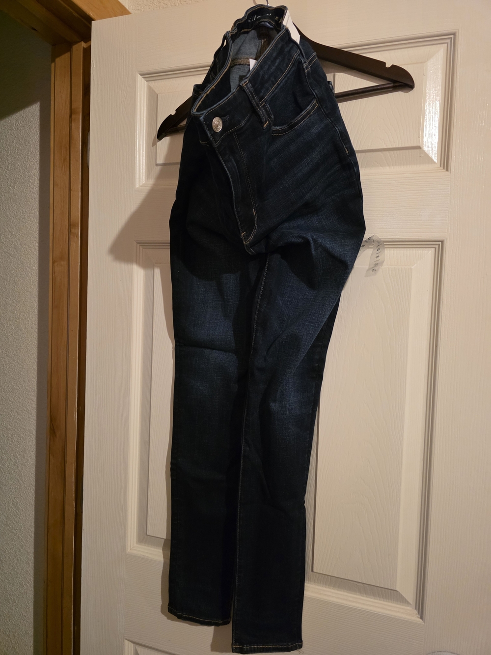 American Eagle Outfitters Dark Blue Womenās Jeggings